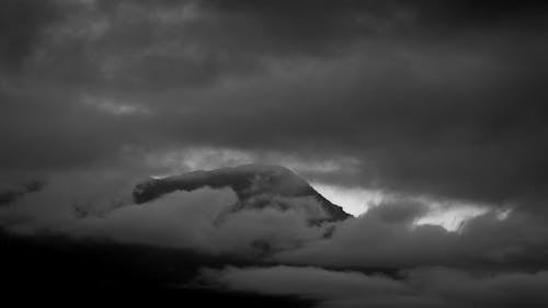 Clouds Covering the Mountain