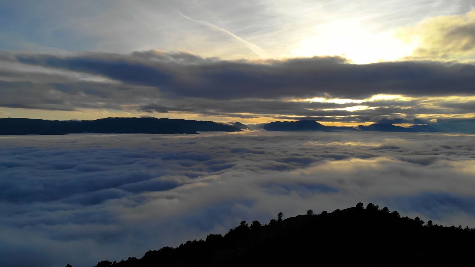 Stunning Mountain Sunrise Over Sea of Clouds Free Stock Video Footage ...