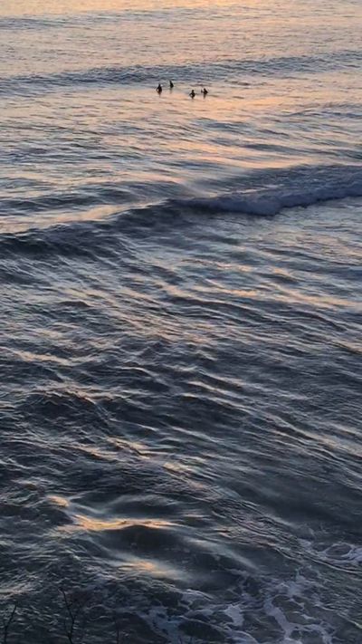 João Delicado's ocean waves sunset video