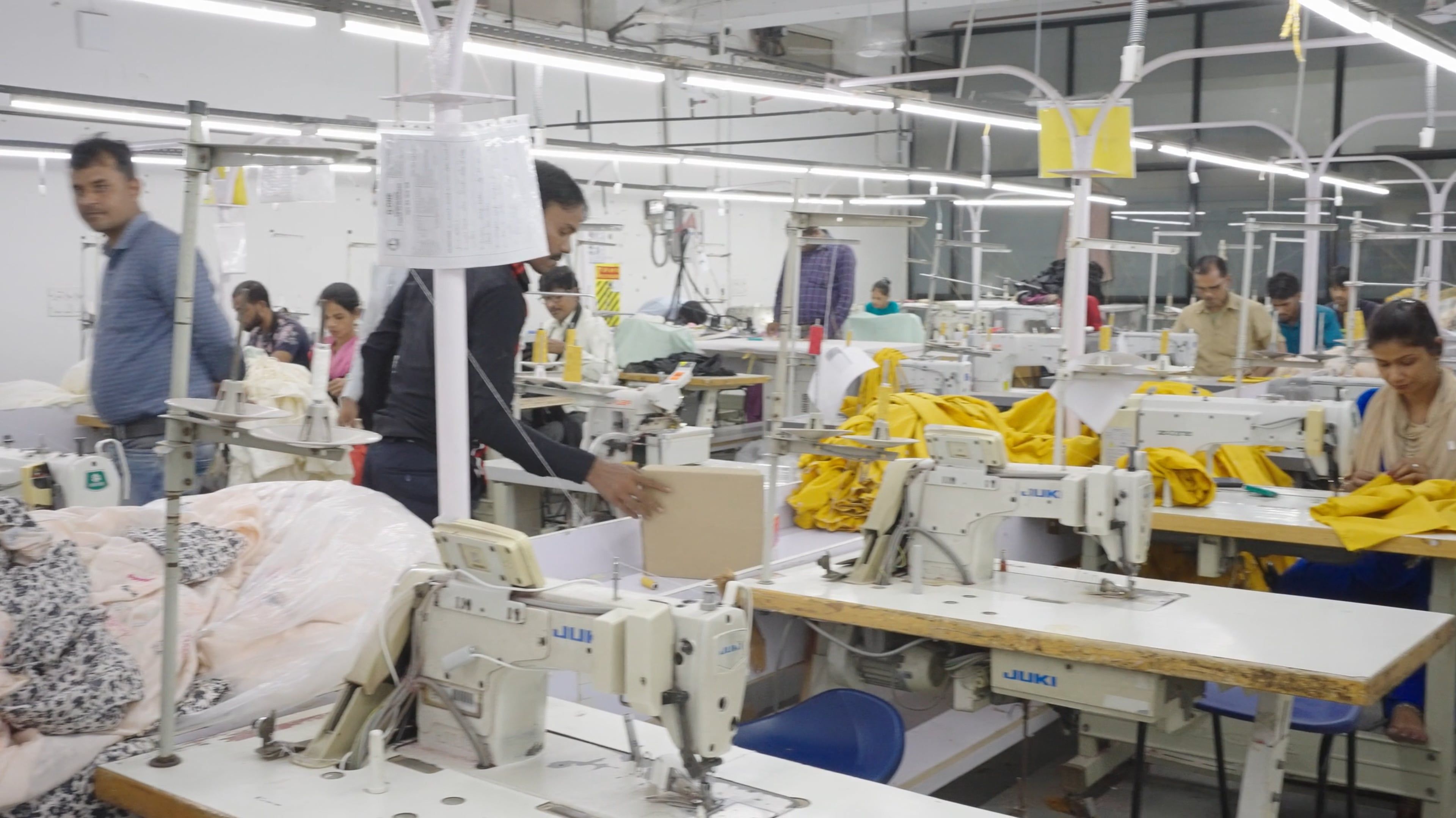 From Fabric to Fashion: Why the Right Manufacturing Partner Makes All the D