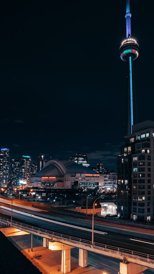 Time Lapse of Night Traffic in Toronto City, Canada 