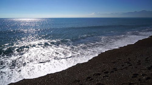 Pemandangan Laut Yang Santai