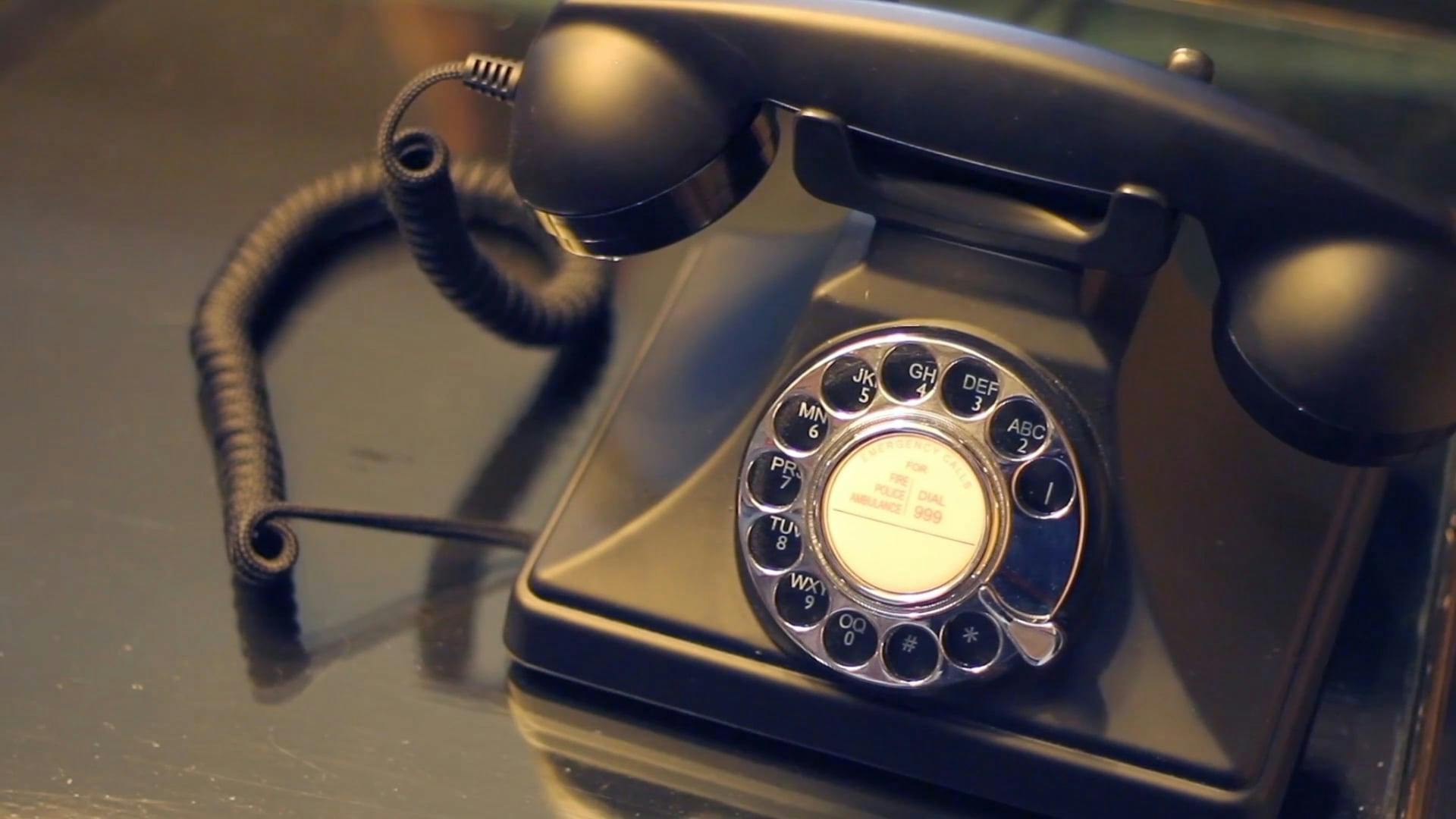 A Ringing Vintage Telephone · Free Stock Video