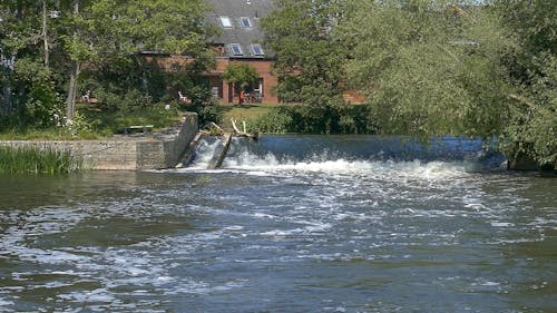Weir On The River Avon