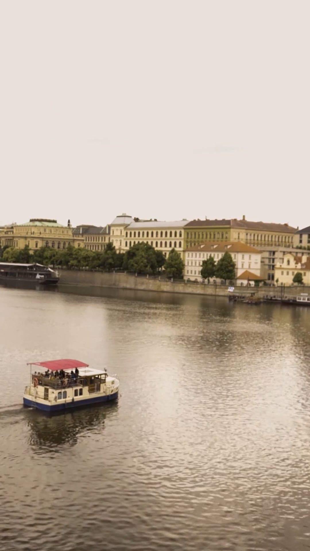 romanticize your life
📍 Prague
🎥 Matthias Groeneveld · Pexels
#travel #europe #eurotrip #wanderlust #vacation