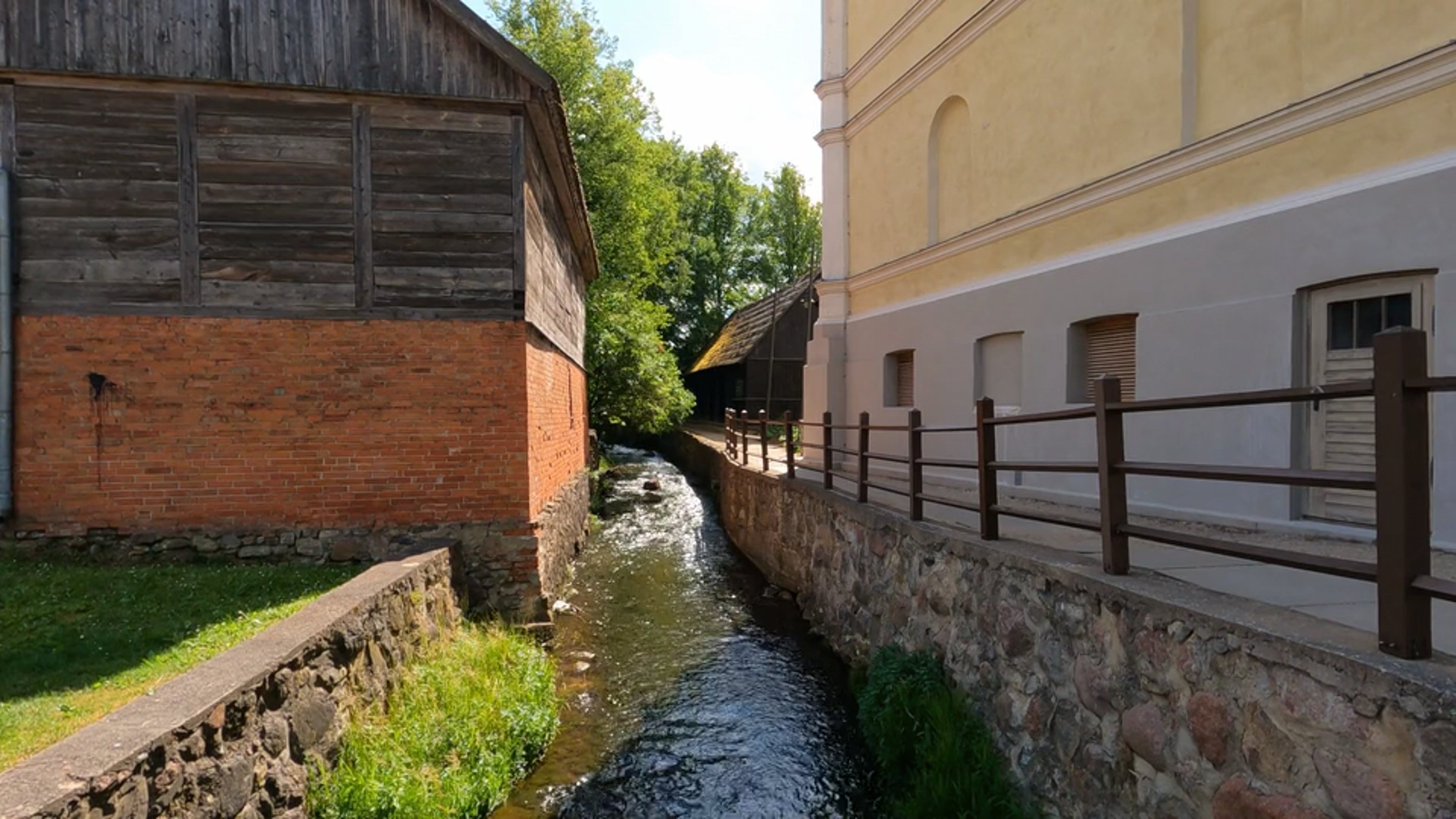 Small Canal Videos, Download The BEST Free 4k Stock Video Footage ...
