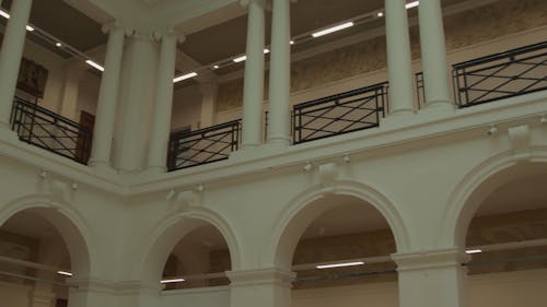 Pan of hall with arches 