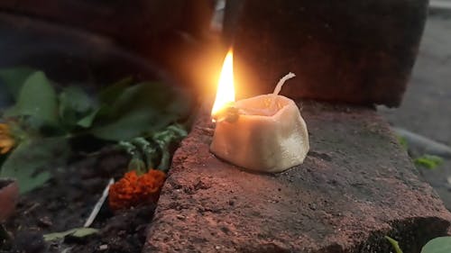 Lantern of wheat floor in india