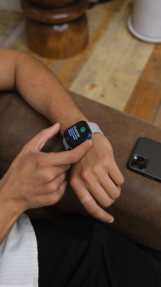 Smart Watch Videos, Download The BEST Free 4k Stock Video Footage ...