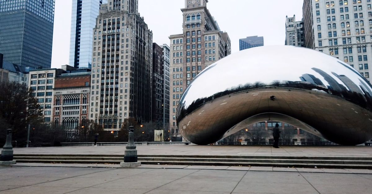 The Bean Chicago s Millennium Park Free Stock Video The Bean Chicago s Millennium Park Free Stock Video