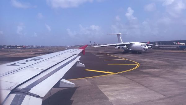 Airplane, Boarding, Takeoff, Boarding Bridge, Airplane Inside View Free ...