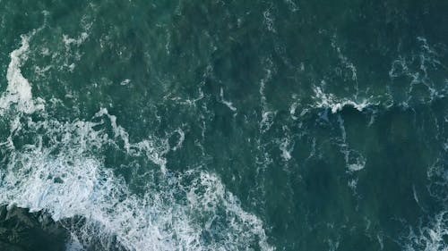 Pemandangan Gelombang Laut Dari Burung