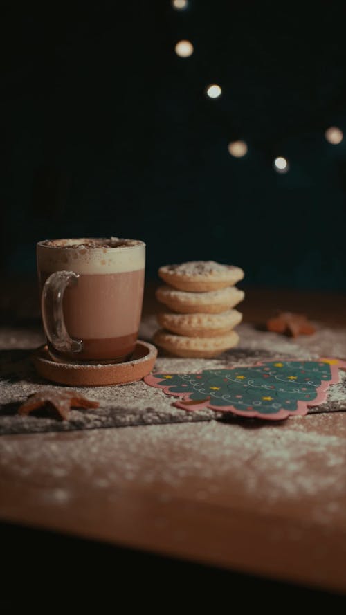 Christmas Time - Cakes and Hot Chocolate