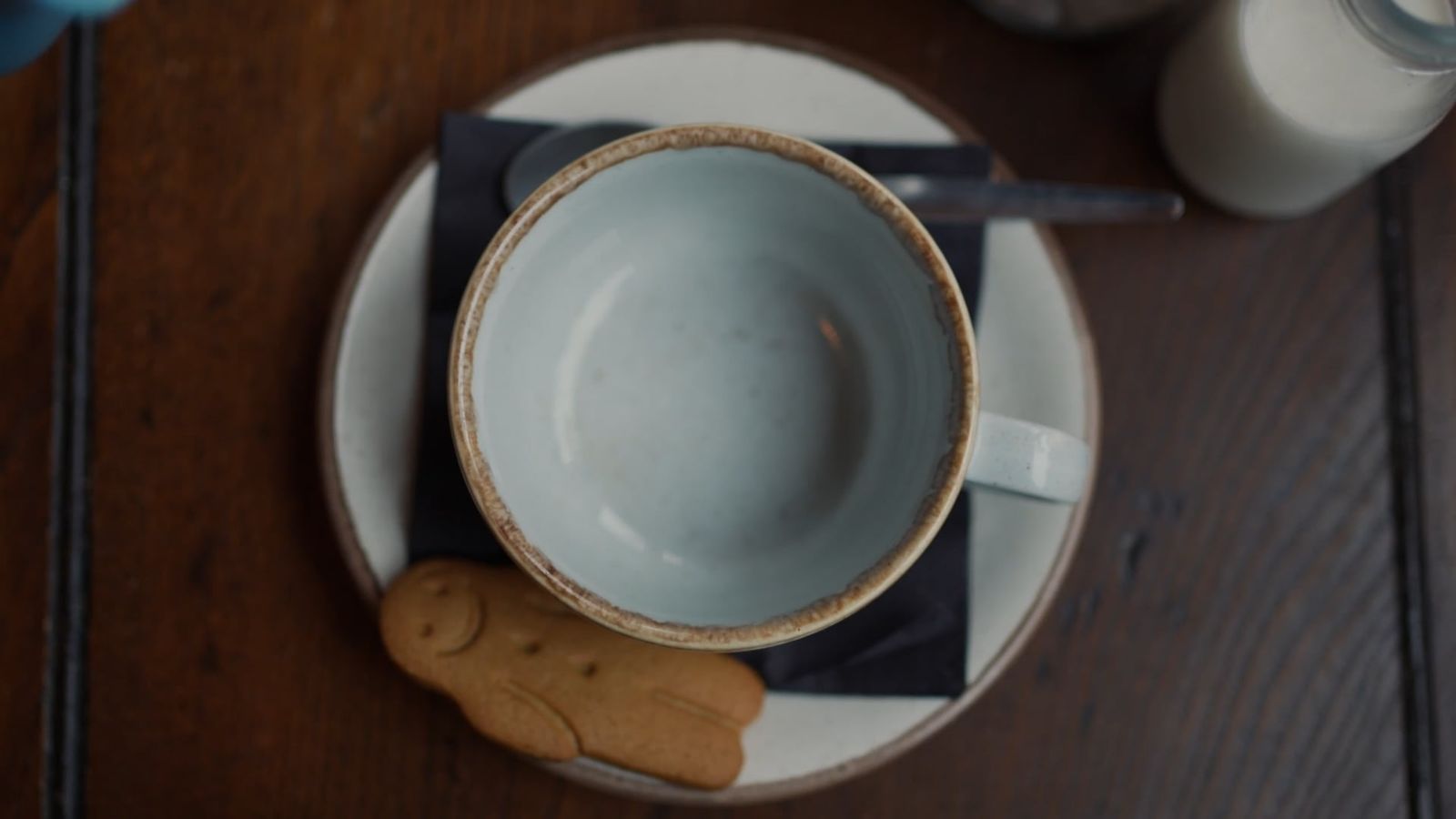 Pour Tea Videos, Download The BEST