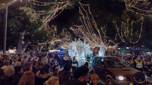 joyous holiday spirit in Spain with the Candy Carnival of the Three Kings! Immerse yourself in the festive atmosphere as candies rain down on enthusiastic crowds. Celebrate the magic of tr...