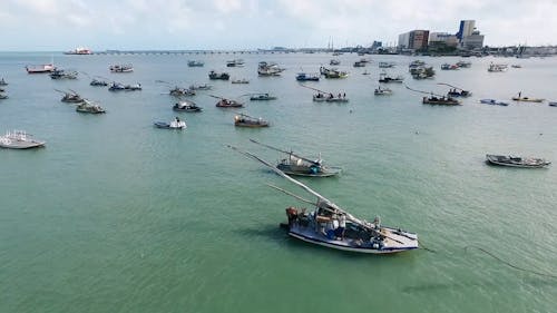 Diversi Tipi Di Barche Da Pesca