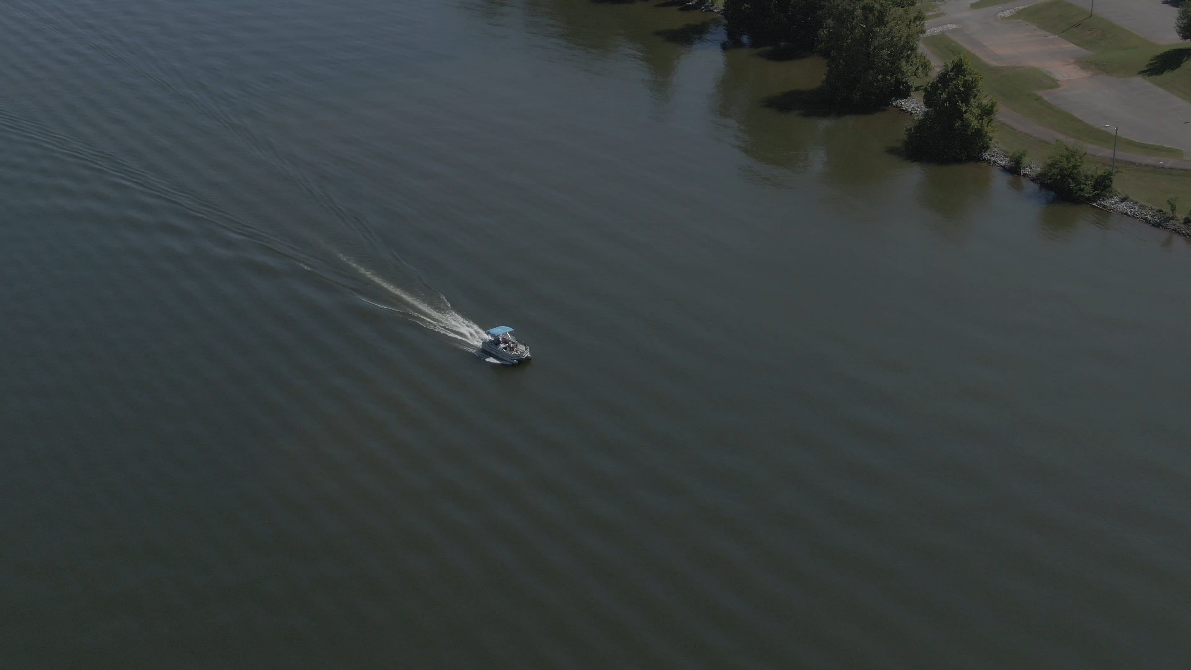 Motorboat Travelling Across Lake · Free Stock Video