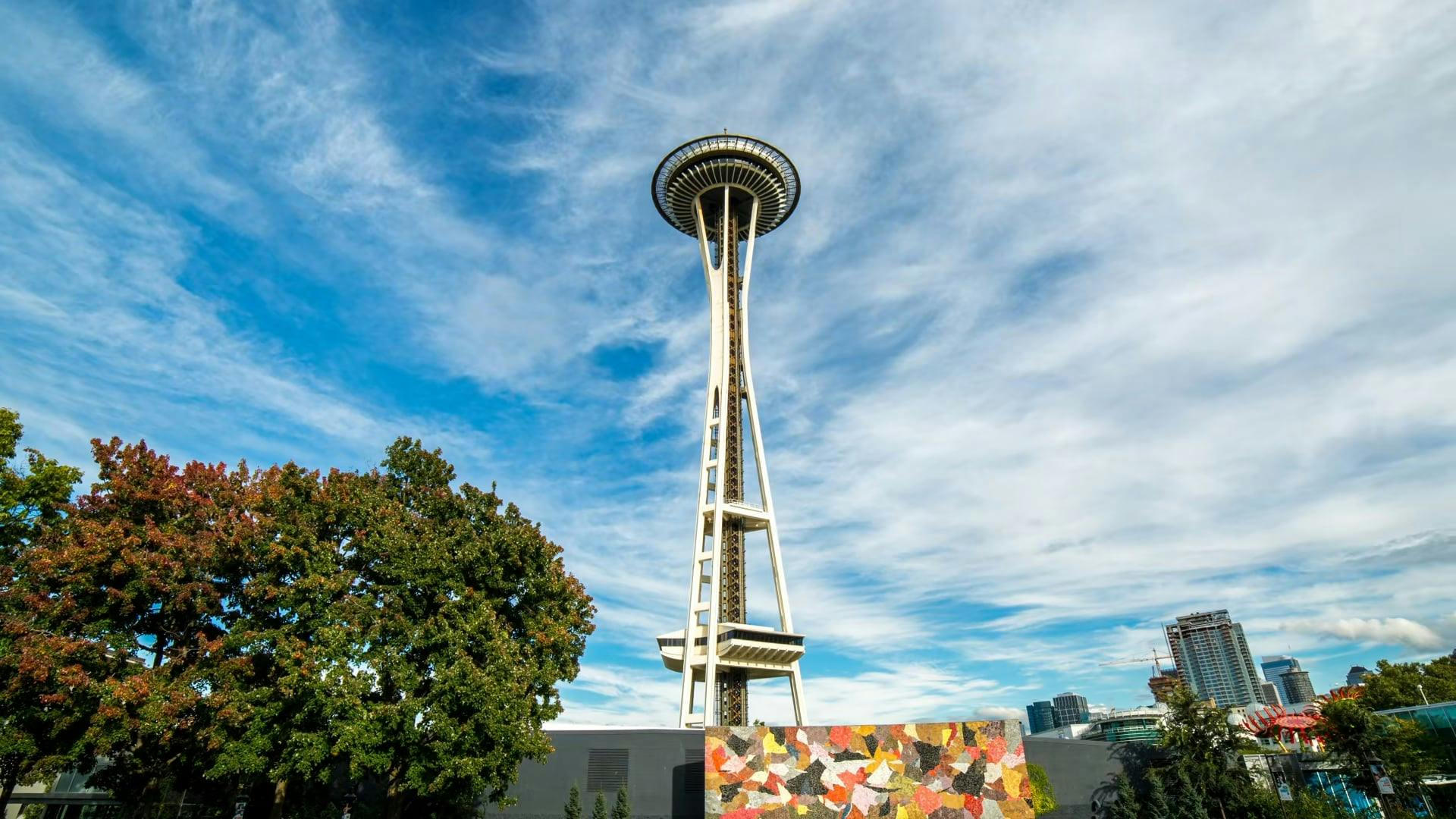 smith tower vs space needle smith tower vs space needle