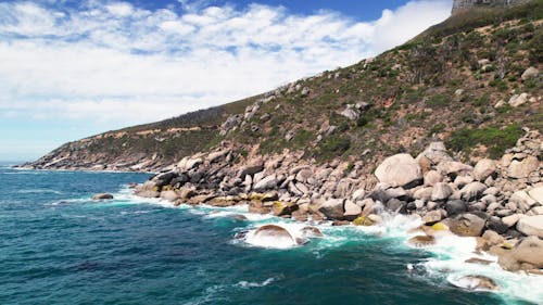 Cape Town coast line - mountain meeting the ocean