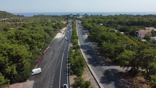 Road in Antalya, path to the sea