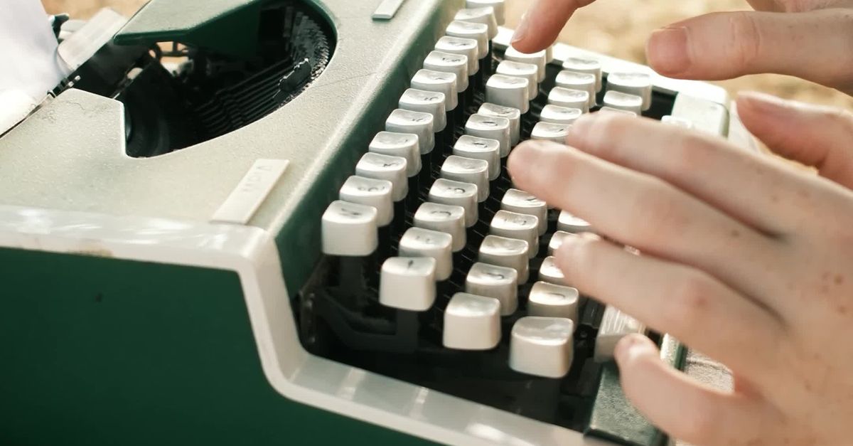 Video Using Typewriter A woman typing on a typewriter Free Stock Video Footage, Royalty-Free ...