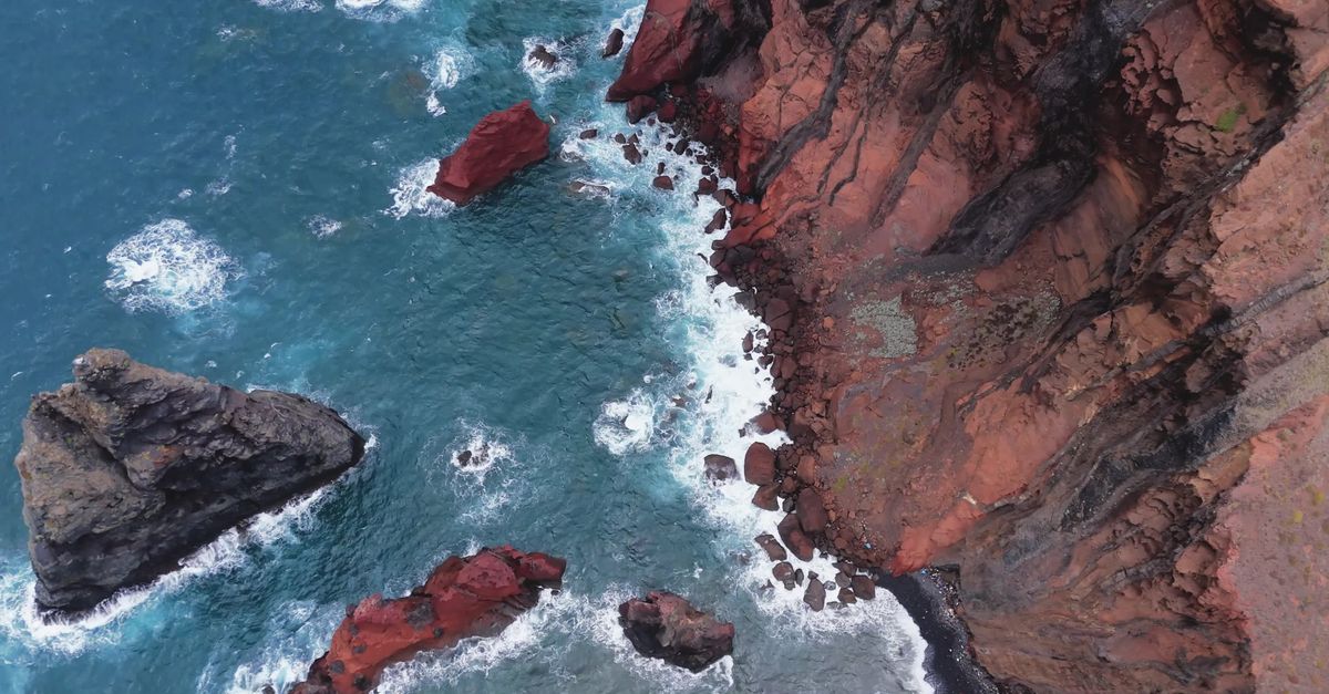 Wellen Cliffs Kostenloses Stock-Video zum Thema abenteuer, atemberaubend ...