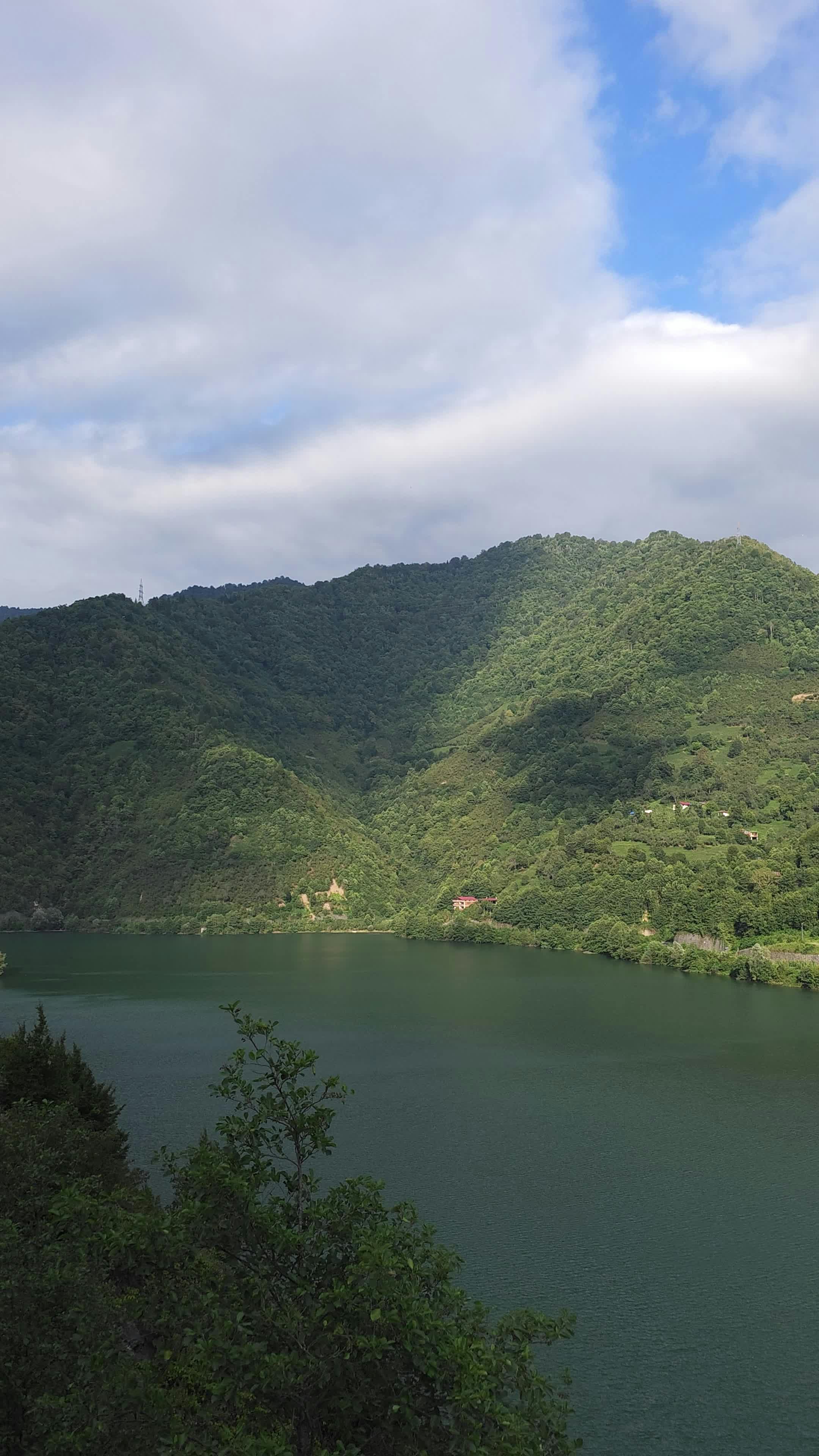 Video by Ünal Karabiber