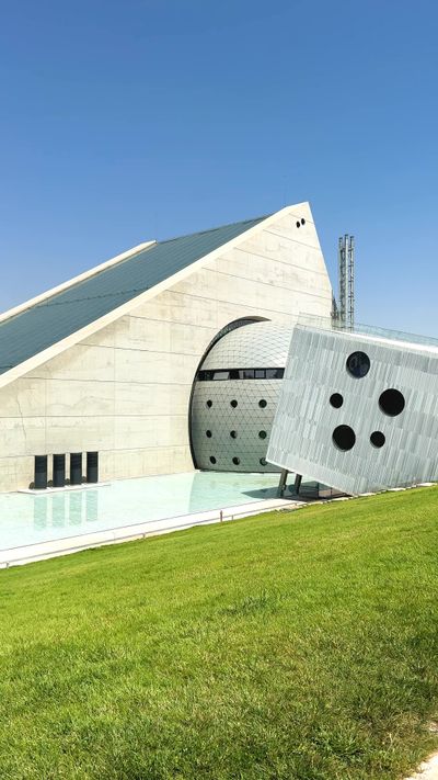 Ahmed ؜'s architecture modern video