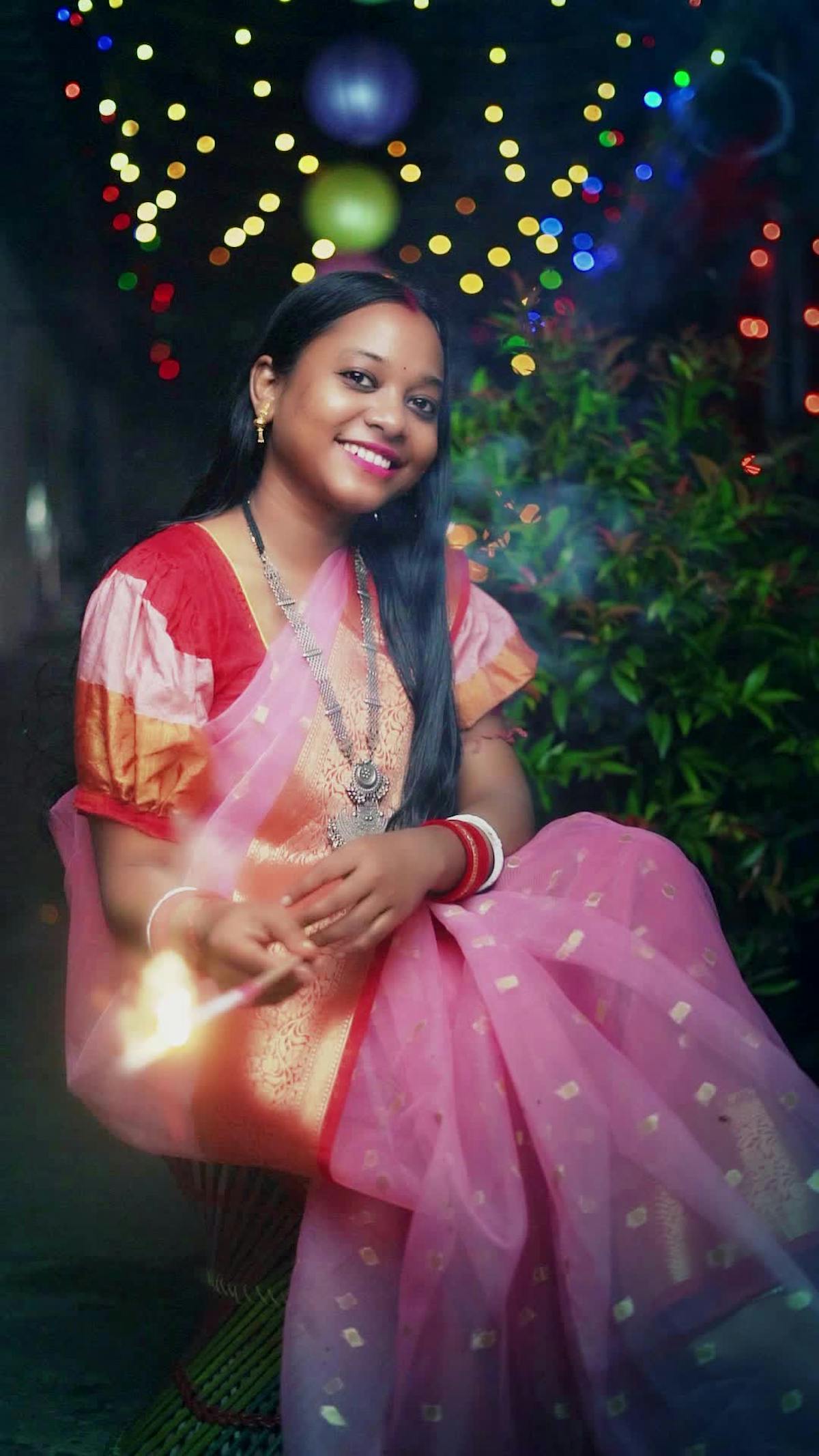 Hd Saree Dance Videos, Download The BEST Free 4k Stock Video Footage ...