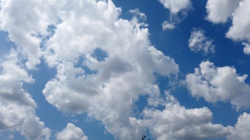 änderungen Der Wolkenbildung Am Himmel