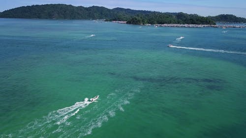 Schnellboote, Die Das Meer Durchqueren