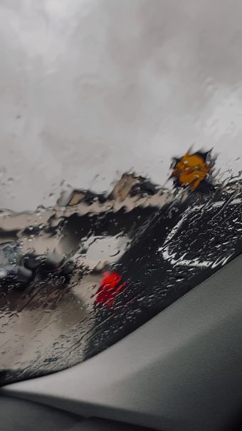 雨天开车视频素材视频素材视频素材视频素材