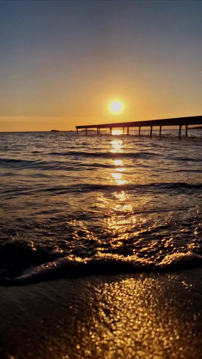 Rana g's ocean waves sunset video