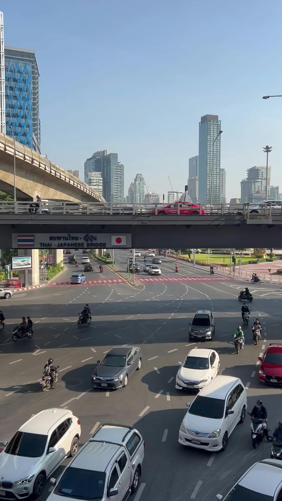 Video by pipop kunachon