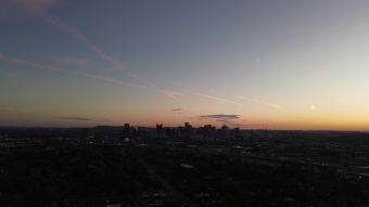 城市风景早上天空高清视频免费下载视频素材