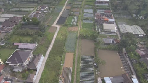 Drohnen Filmmaterial Der Hauptstraße In Einer Wohngemeinschaft