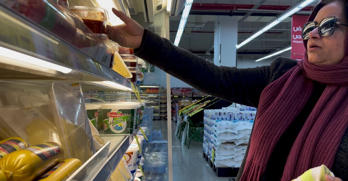 Store Daile Woman Shopping in Supermarket Aisle Free Stock Video Footage, Royalty ...