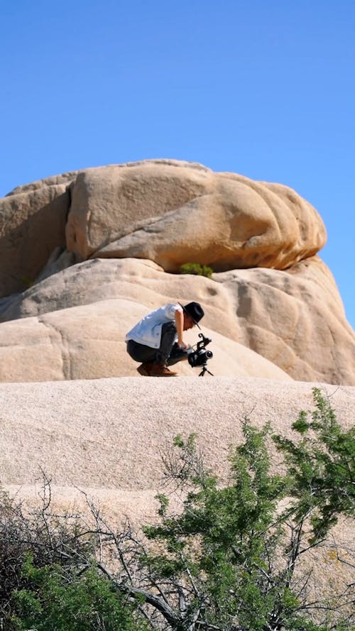 Video Of Man Setting Up His Camera