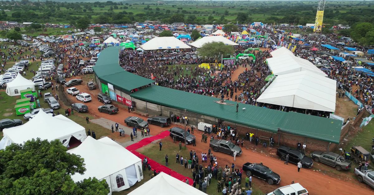 Aerial View Of Vibrant Market Gathering In Zambia Free Stock Video aerial-view-of-vibrant-market-gathering-in-zambia-free-stock-video