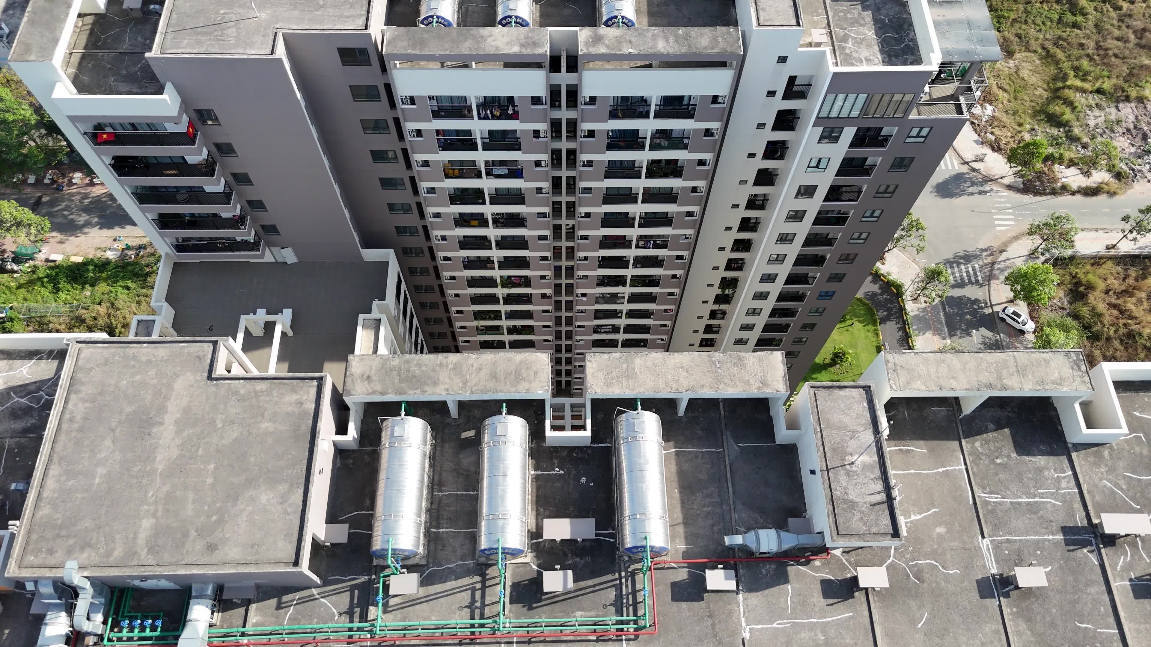 Aerial view of modern urban apartment complex Free Stock Video Footage ...