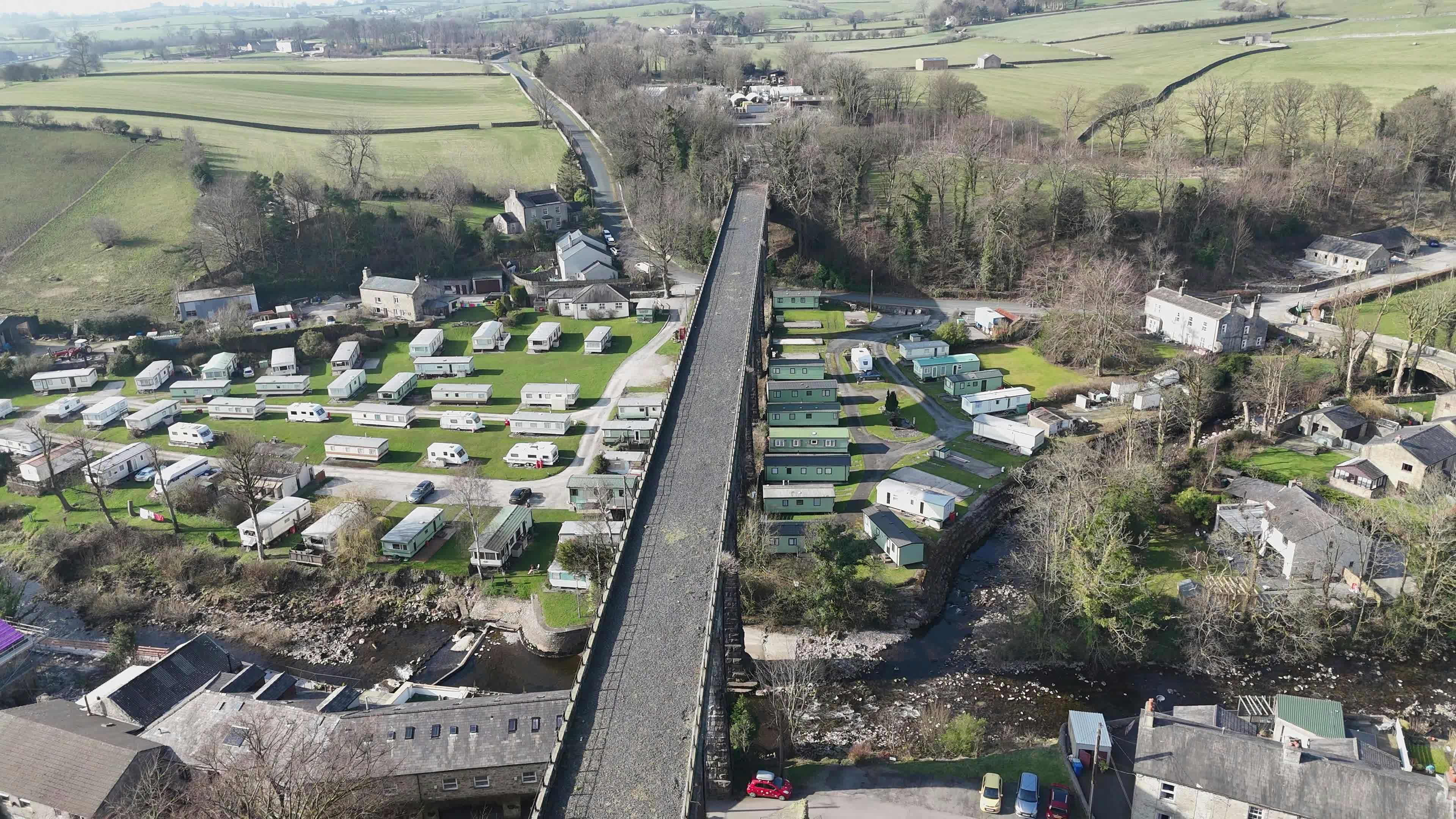 stunning aerial view of countryside viaduct 31109008