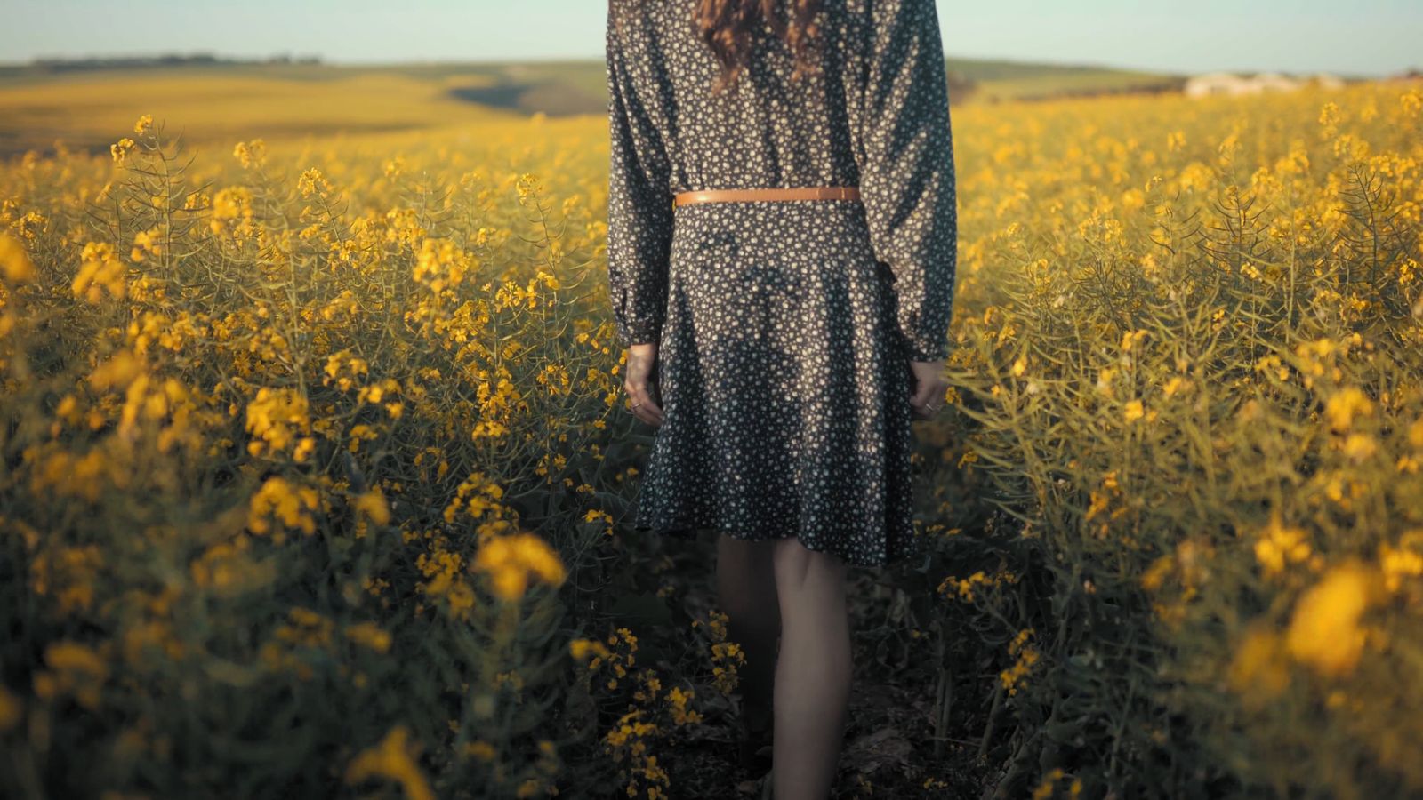 Girl Walking Videos, Download The BEST Free 4k Stock Video Footage ...
