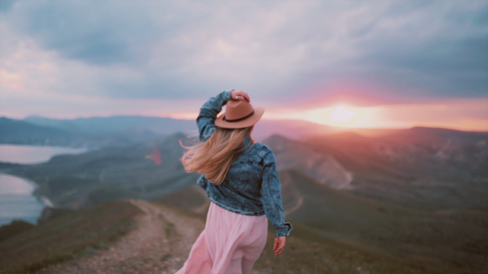 Stunningly+Beautiful+Naked+Women Videos, Download The BEST Free 4k