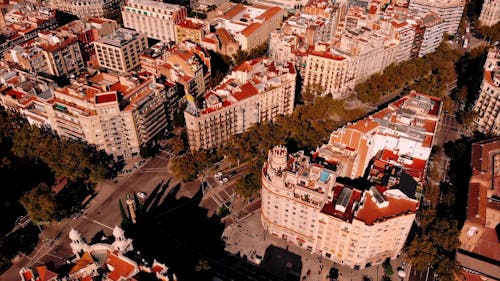 Imágenes De Drones De Edificios Junto A Las Manzanas Del Distrito Comercial De Una Ciudad