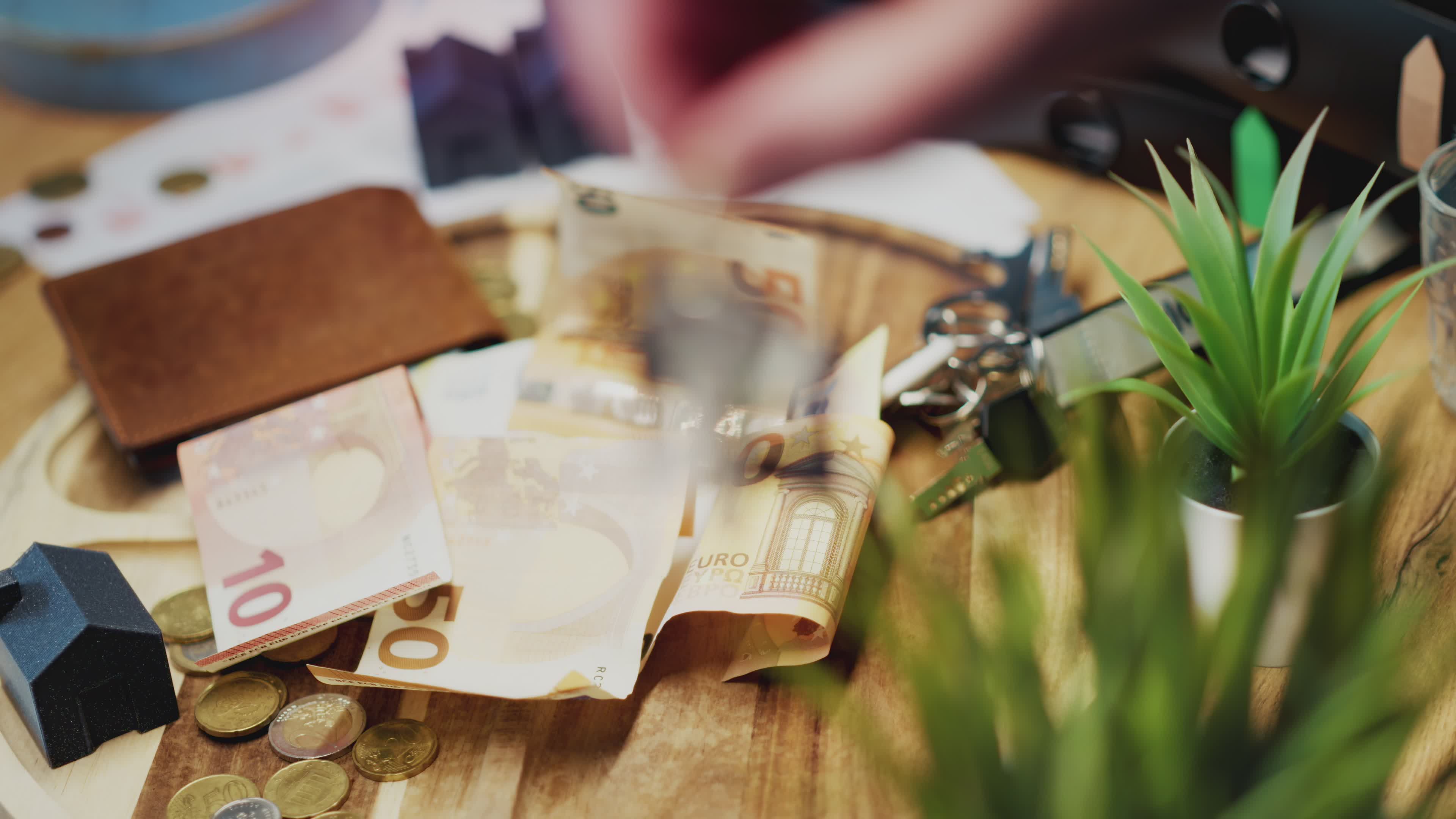 Why Smart Money Is Buying Bitcoin