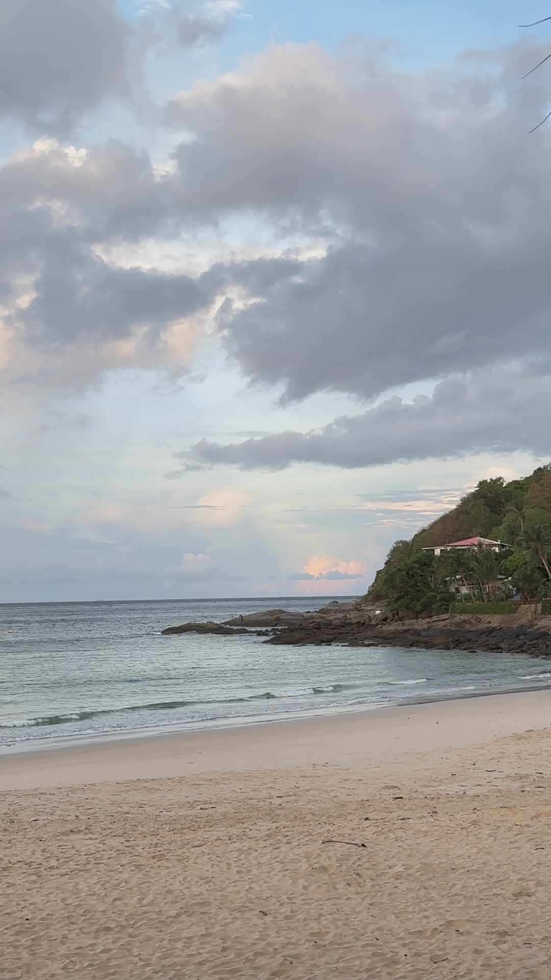 paradise found
📍 Seychelles
🎥 Roong Thongwichien · Pexels
#travel #beach #island #paradise #wanderlust