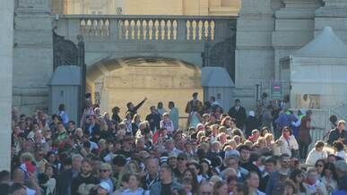 vatican city pilgrims gathering at st peter s