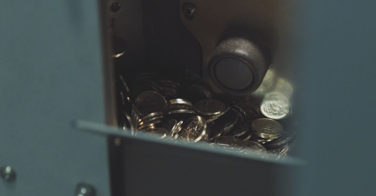 Coin Machine Explodes Close-Up of Coins in a Counting Machine Free Stock Video Footage ...