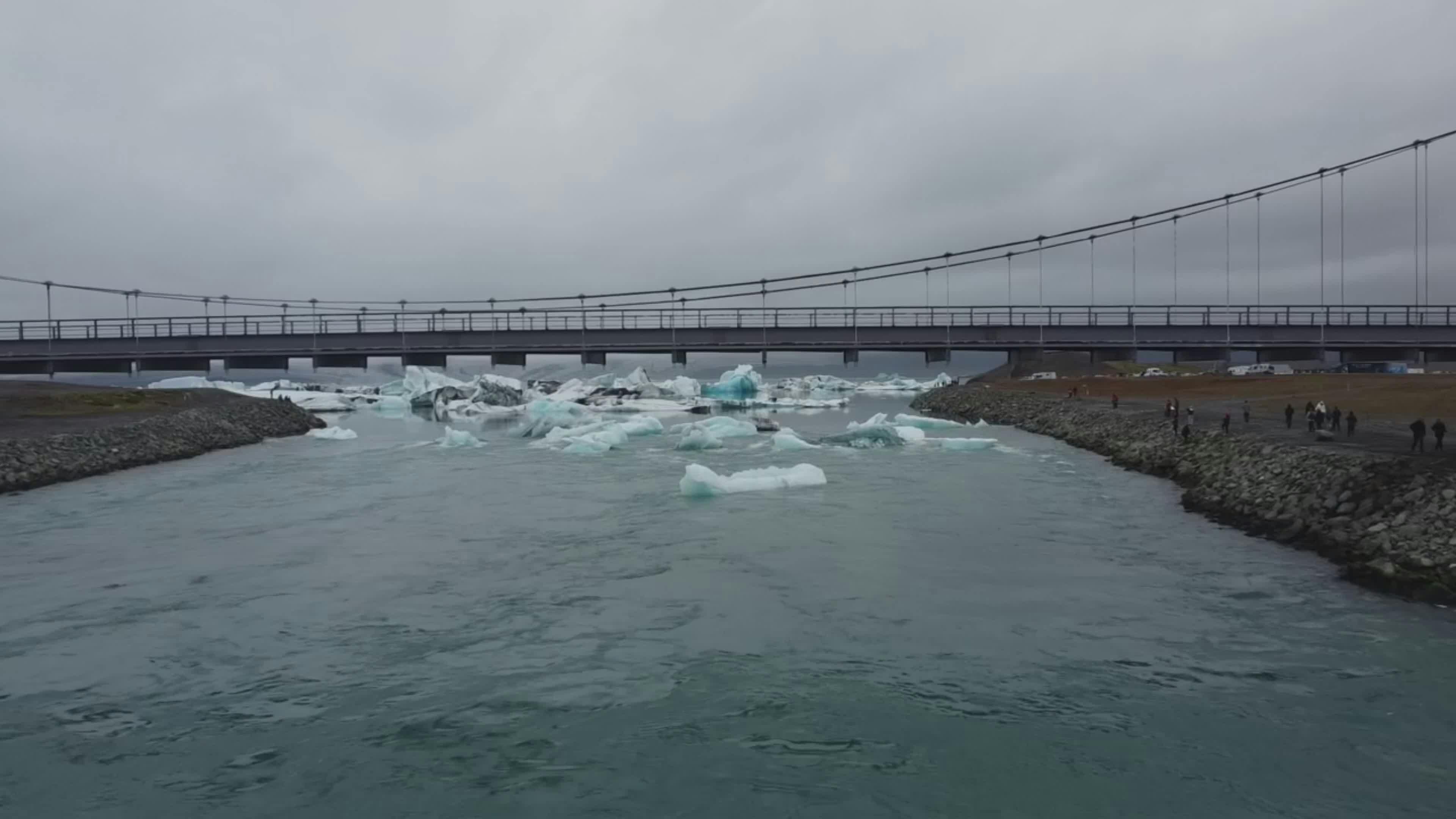 Video by enrique funes maria