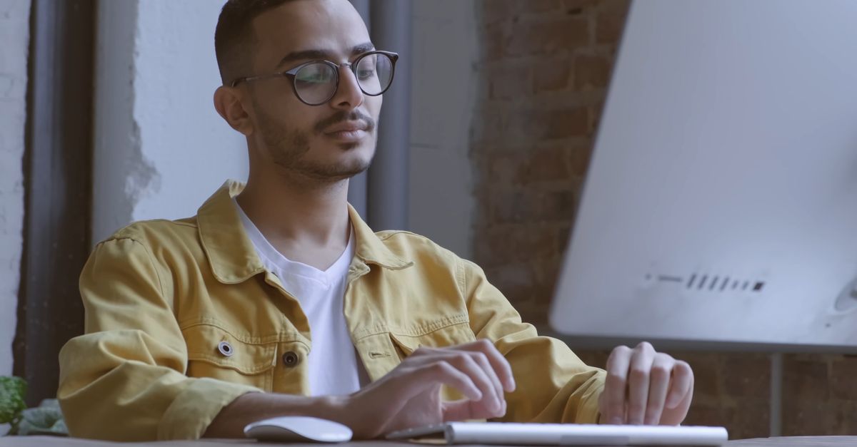 Man Using Computer 4k A Man Working In His Computer Free Stock Video Footage, Royalty-Free 4K ...